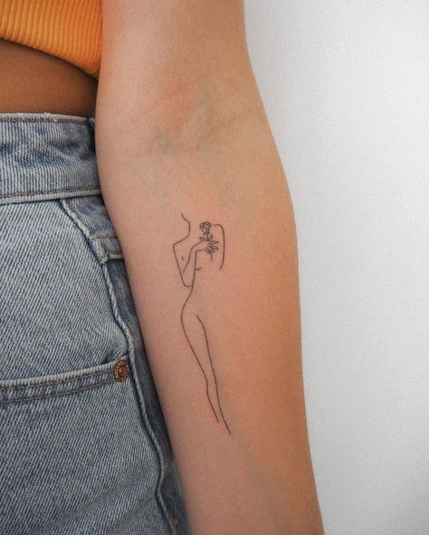 Lady Silhouette, Strong Woman Tattoos, Silhouette Tattoos, Forearm Tattoo Women, Small Hand Tattoos, Cute Tattoos For Women, Discreet Tattoos, Dainty Tattoos, Subtle Tattoos