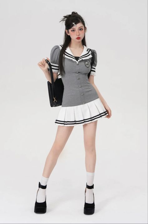 Uniform Stage Outfit, Softgirl Outfits, White Pleated Skirt, Gown Inspiration, Stage Outfit, Stage Outfits, Lookbook Outfits, Asian Fashion, Pretty Outfits