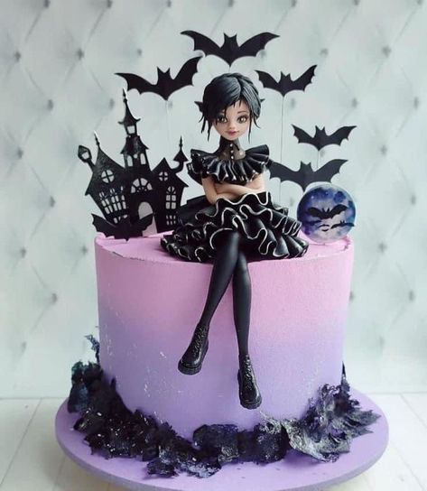 Wednesday Happy Birthday, Wensday Cakes, Cake Wensday Adams, Wendsday Cake Ideas, Wensday Adams Party Ideas Cake, Diy Wednesday Addams Cake, Wensday Adams Birthday Cake, Wednesday Themed Birthday Cake, Wednesday Party Cake