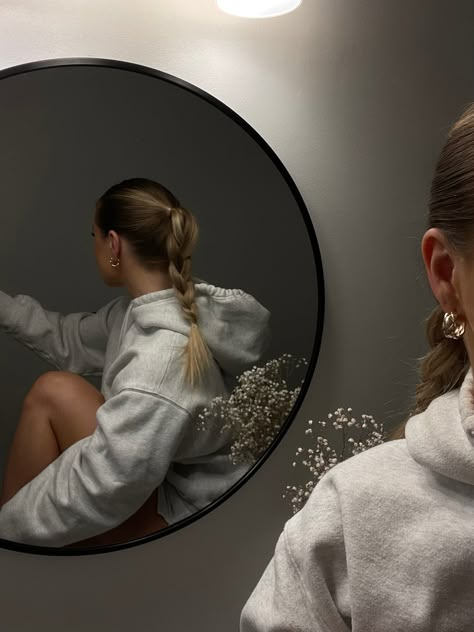 Dark aesthetic, backwards mirror pic, pic inspo, braids, slick hair, gold hoops, tna sweater, boyfriend hoodie, babys breath, clean girl hair, clean girl pic inspo, slick back braid, slick back pony Slick Back Hair Aesthetic, Slick Back Aesthetic, Boyfriend Hoodie Aesthetic, Hoodie Aesthetic Girl, Clean Girl Hoodies, Clean Dark Aesthetic, Hoodie Girl Aesthetic, Slick Back Bun Brown Hair, Clean Girl Slick Back Bun