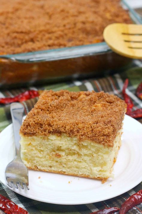 Spanish Coffee Cake Homemade Coffee Cake Recipe, Buttermilk Coffee Cake, Cake Easy Recipe, Homemade Coffee Cake, Spanish Coffee, Coffee Cake Recipes Easy, Spanish Desserts, Buttermilk Cake, Pumpkin Coffee Cakes