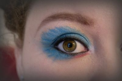 Dr. Seuss' Things makeup. Seussical The Musical, Musical Hair, Cute Beach Pictures, Baby First Halloween, Hippie Hair, I Graduated, Inspired Makeup, Halloween Costumes Makeup, Event Inspiration