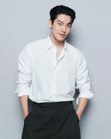 Kim Woobin, Ahn Jae Hyun, Lee Byung Hun, Woo Bin, Kim Woo Bin, Sleeves Designs For Dresses, Hyun Bin, Gong Yoo, Korean Artist