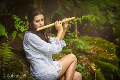 Flute Player Good To Fresh your Mind Woman Playing Flute, Sleep Meditation Music, Deep Sleep Meditation, Peaceful Music, Playing Flute, Relaxing Meditation, Deep Sleep Music, Woodwind Instrument, Music Background