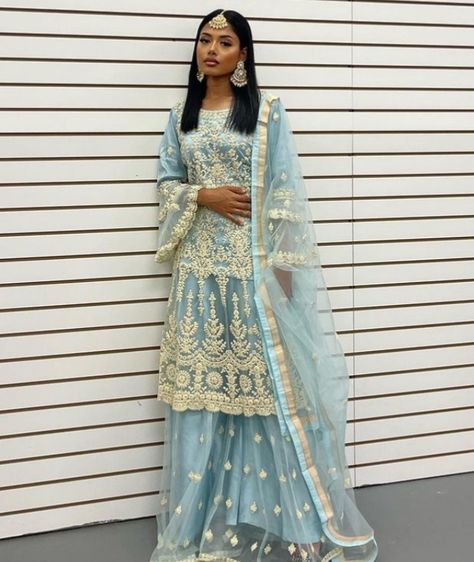 South Asian Dresses Traditional Clothes, Pakistani Dresses Prom, Shaadi Guest Outfit, Aesthetic Desi Clothes, Eid Aesthetic Outfits, Blue Eid Outfit, Light Blue Pakistani Dress, Desi Prom Dresses, Desi Eid Outfits