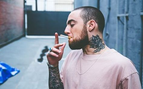 Mac Miller Aesthetic, Larry Lovestein, Miller Aesthetic, Larry Fisherman, Mac Miller Tattoos, Awesome Tattoo Designs, Classic Singers, Gloomy Aesthetic, Mack Attack