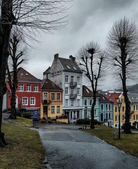 Bergen, Norway Colorful Houses, Bergen Norway, Nordic Countries, Future Travel, Travel Goals, Pretty Places, Travel Inspo, Travel Aesthetic, Scandinavia