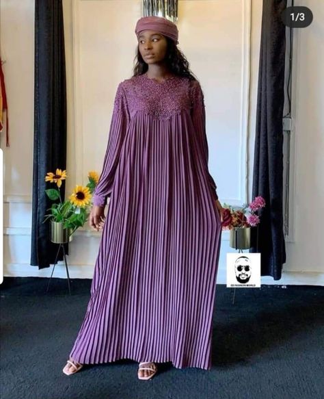 Materials Gown Style, Pleats Fashion, Modest Dresses Fashion, Classy Gowns, Chic Dress Classy, African Dresses For Kids, Elegant Dresses Classy, High Fashion Outfits, African Fashion Women Clothing