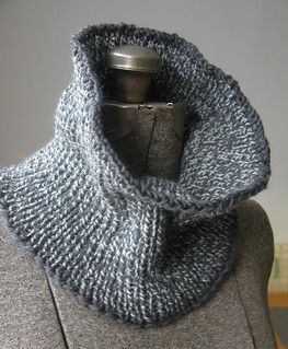 fisherman's neckwarmer | (aka neck gator) US 10, 24" circula… | Flickr Neck Gator, Lion Brand Wool Ease, Beginner Knitting Patterns, Knit Men, Grey Tweed, Knitting For Beginners, Neck Warmer, Fiber Art, Knitted Scarf