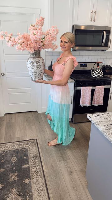 Cherish Larsen on Instagram: "Here’s one of my favorite floral arrangements I have in my house! I love these pink cherry blossoms 🌸 🌸 As you can see, I have 4 branches in this vase. The branches are 44”. The tape and paper inside the vase give the flowers stability so that flowers dont flop and/or look crammed together. If you dont have paper, grocery bags will work too! Unfortunately this vase is out of stock but I did link some other favorites along with the exact branches in my LTK profile. Cherish Larsen, Pink Cherry, Grocery Bags, Cherry Blossoms, Cherry Blossom, Baking Recipes, My House, Floral Arrangements, Blossom