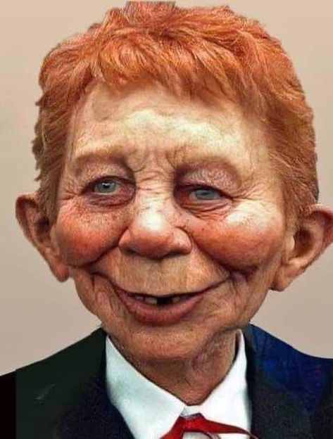 Alfred E. Neuman is 70 Alfred E Neuman, Steampunk Airship, Happy Day Quotes, Realistic Cartoons, Spitting Image, Mad Magazine, Elder Statesman, Grandpa Funny, Classic Cartoon Characters