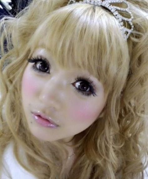 nit mi pic ૮꒰ ⸝⸝´ˣ`⸝⸝ ྀི꒱ა Gyaru Hair, Gyaru Aesthetic, Agejo Gyaru, Gyaru Makeup, Hime Gyaru, Gyaru Fashion, Princess Aesthetic, The Lotus, Asian Makeup