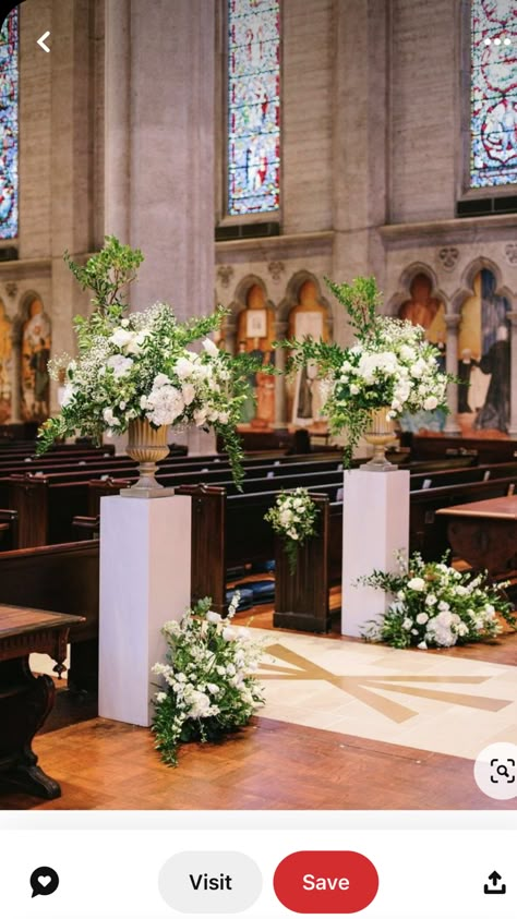 Church Altar Floral Arrangements, Wedding Aisle Pedestal, Church Alter Flower Decoration Wedding, Cathedral Wedding Flowers, Church Altar Wedding Decorations, Alter Arrangements Wedding, Church Wedding Decorations Alter, Wedding Church Aisle Decorations, Altar Wedding Flowers