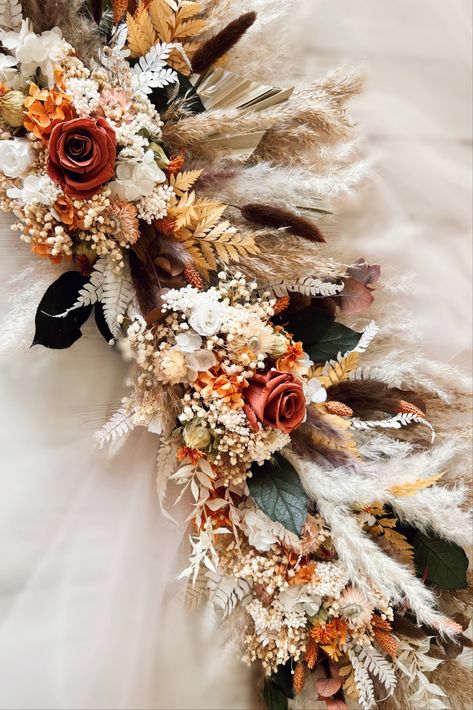 Flower Wedding Table Decor, Floral Table Runner Wedding, Dried Flower Garland, Fall Wedding Arch, Flower Wedding Table, Outdoor Wedding Backdrops, Fall Wedding Arches, Flower Runner, Wedding Archway