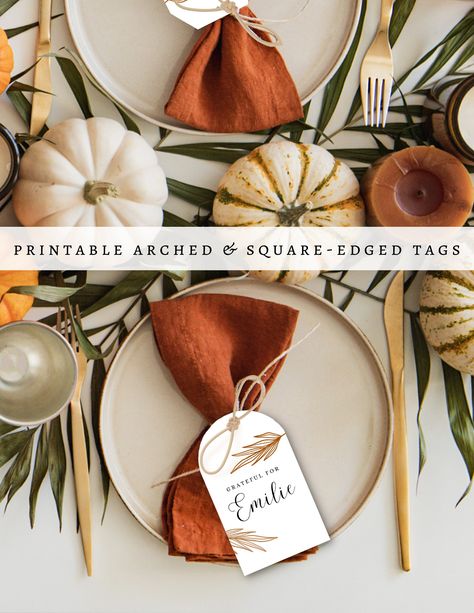 These personalized name tags are a perfect addition to any thanksgiving table setting... Not only do they allow for ease when it comes to seating everyone around the table, but they also communicate love by taking a quick extra minute to personalize and recognize each guest! *This listing is for a digital product only. Please note you will NOT receive a physical item in the mail.* These templates are an INSTANT DOWNLOAD! Your files will be available to download once your payment is confirmed. Yo Name Tags Thanksgiving, Thanksgiving Personalized Place Settings, Thanksgiving Handouts Lds, Thanksgiving Table Name Tags, Name Cards Thanksgiving, Friendsgiving Place Cards, Thanksgiving Napkins Ideas, Thanksgiving Table Name Cards, Thanksgiving Plate Setting