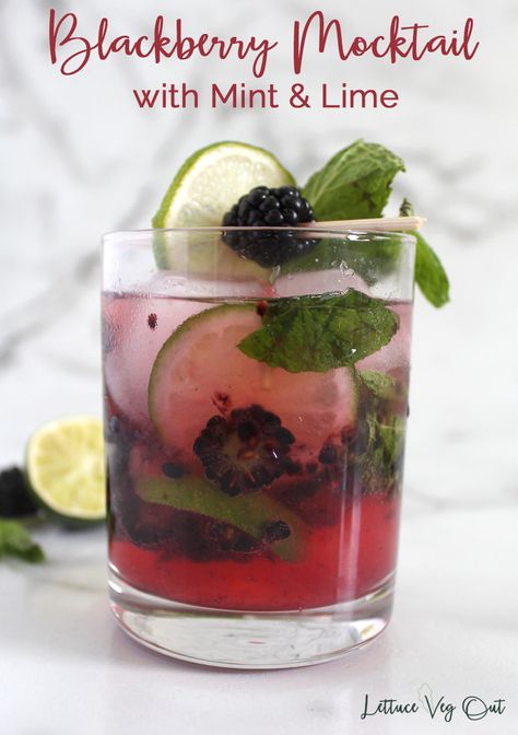 Blackberry Mojito Recipe, Blackberry Mocktail, Fruity Drink Recipes, Blackberry Mojito, Non Alcoholic Mojito, Mojito Mocktail, Alcohol Free Drinks, Drink Recipes Nonalcoholic, Vegan Drinks