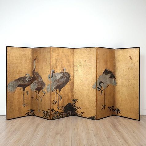 A crane screen, Japan circa 19th century. Japanese Crane Mural, Japanese Screen Divider, Chinese Screen, Modern Screens, Japanese Crane, Japanese Screen, Divider Screen, Japanese Decor, Divider Wall