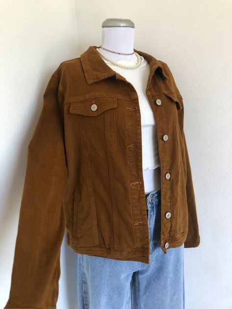 The perfect autum brown jacket Brown Denim Jacket Outfit, Brown Jacket Outfit Men, Brown Jacket Outfit, Frozen Jr, Brown Denim Jacket, Royal Blue Jacket, Brown Denim, Big Closets, Denim Jacket Outfit