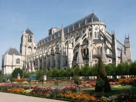 Saint-Etienne Cathedral Most Beautiful Churches, Reims Cathedral, Strasbourg Cathedral, Modern Church, Beautiful Churches, Gothic Cathedrals, Modern Architects, French Culture, Church Design