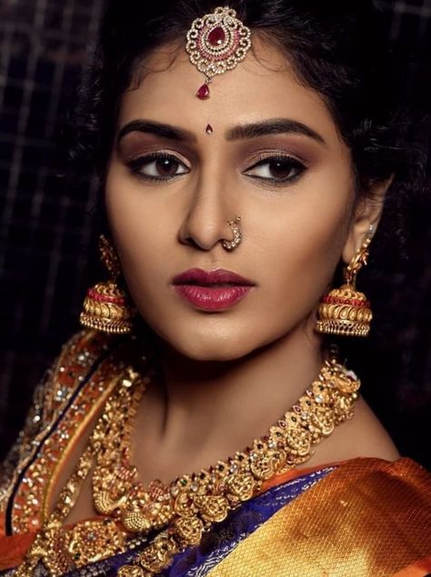 Make Up Styles, Bride Eye Makeup, Pelli Poola Jada, Shilpa Reddy, Poola Jada, Jewelry Necklace Simple, Rahul Mishra, Nose Ring Jewelry, Bridal Makeup Images