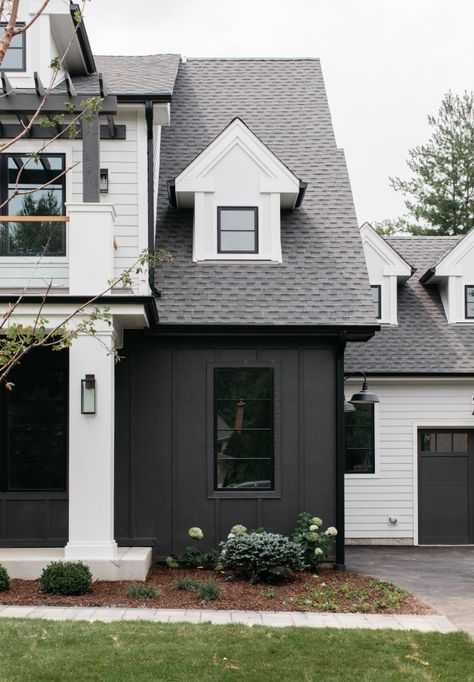 Modern Dormer, Construction Planning, Dark Exterior House, Cb2 Living Room, Industrial Farmhouse Design, Window Modern, Window Farmhouse, Natural Oak Flooring, Dormer Window