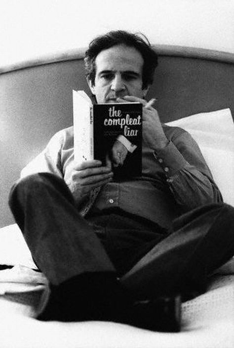 Truffaut Antoine Doinel, Jean Pierre Leaud, Celebrities Reading, Cinema Video, Gena Rowlands, Man Reading, Francois Truffaut, People Reading, French New Wave