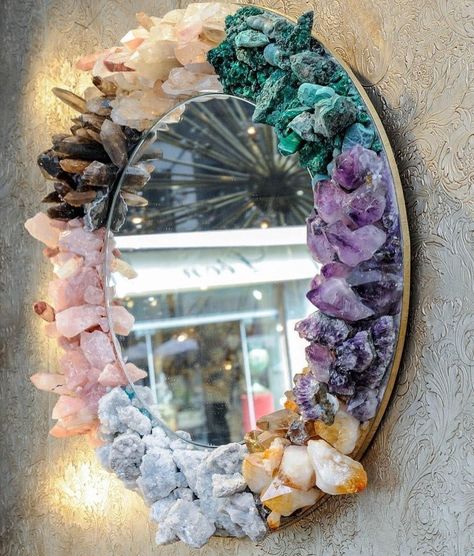 Crystal Mirror Frame, Crystal House Aesthetic, Crystal Wall Decor, Decorating With Crystal Pieces, Crystal Themed Bedroom, Amethyst Bathroom, Crystal Room Aesthetic, Crystal Decor Ideas, Crystal Bedroom Decor