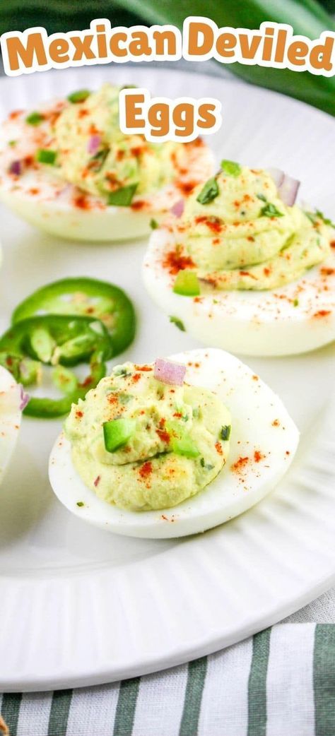 This Mexican Deviled Eggs are a delicious appetizer to serve at your next party. Deviled Egg Charcuterie Board Ideas, Jalapeno Deviled Eggs Recipe, Southwest Deviled Eggs, Evil Eggs Recipe, Different Kinds Of Deviled Eggs, Fun Deviled Eggs, Deviled Eggs Plating, Different Types Of Deviled Eggs, Deviled Egg Variations