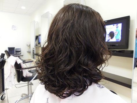 Volume Perm Korean, Digital Perm Medium, Short Hair With Volume, Volume Perm, Permanent Curls, Hair With Volume, Beauty Secrets Hair, Korean Perm, Body Wave Perm