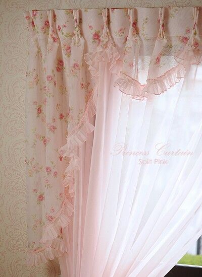 Shabby Chic Curtain Ideas Bedroom, Coquette Curtains, Frilly Curtains, Pink Victorian House, Luxury Baby Room, Romantic Curtains, Rose Curtains, Cottage Style Interiors, Curtains Pictures