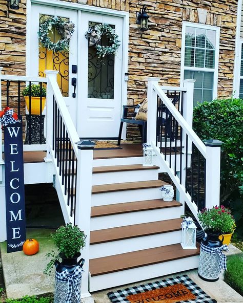 Front Stoop Handrails, High Front Porch Steps Ideas, Steps For French Doors, Entryway Deck Front Entrances, Small Front Steps Ideas Entrance, Ipe Front Porch, Tall Front Porch Steps, No Roof Front Porch Ideas, Front Porch Design With Stairs