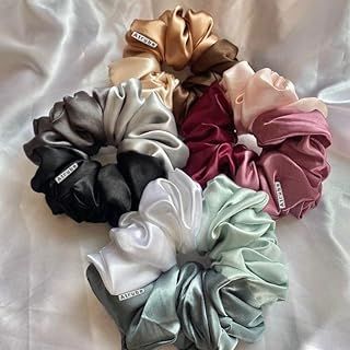 Diy Hair Scrunchies, Scrunchies Diy, Handmade Scrunchie, Satin Scrunchies, Healthier Hair, Tie Gifts, Handmade Hair Accessories, Creation Couture, Silk Hair