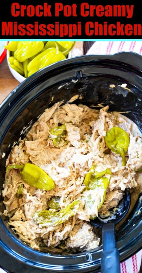 Crockpot Mississippi Chicken, Mississippi Chicken, Pepperoncini Peppers, Pepperocini Recipes, Crockpot Recipes Slow Cooker, Chicken Crockpot Recipes, Spicy Chicken, Crockpot Chicken, Clean Eating Snacks