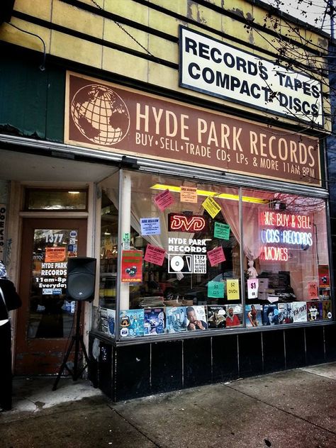 The CIMMfest express swings down to the southside, arriving at Hyde Park Records, one of the best record stores in the city! #records #hydepark #chicago #music #cimmfest Chicago Hyde Park, Jen Core, South Chicago, Southside Chicago, Hyde Park Chicago, Manipulative Men, South Side Chicago, Sims 4 City Living, Chicago Aesthetic