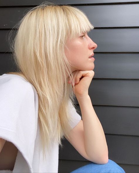 Hayley Williams Blonde, Blonde Locks, Paramore Hayley Williams, Hayley Williams, Side Profile, Orange Hair, Paramore, Dream Hair, Natural Hair Color