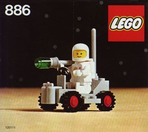 Space Buggy, 1979.  Another early Space Lego kit.  Simple, but fairly affordable even to a ten-year-old. Old Lego Sets, Lego Space Sets, Instructions Lego, Lego Boxes, Lego Kits, Lego Building Instructions, Free Lego, Lego System, Vintage Lego