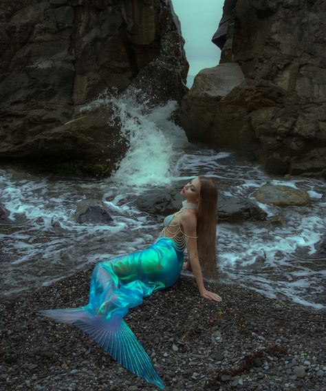 Come seek us where our voices sound, We cannot sing above the ground, An hour long you’ll have to look, To recover what we took. . . . . . . . . #sirencore #mermaidcore #oceancore#coquette #dolletteaesthetic #longhairs #longhair #siren #mermaid #seawitch #waternymph #seadaughter #oceanchild #seashell #mermaidphotoshoot #sirenphotoshoot #mermaidsoul #thelittlemermaid #ariel #H20 #mermaidqueen #seacreature #h2ojustaddwater #venus #greekgoddess #sirena #harrypottermermaid #harrypottercosplay Harry Potter Mermaid, Mermaid Photo Shoot, Mermaid Photoshoot, Mermaid Photography, Mermaid Magic, Siren Mermaid, Harry Potter Cosplay, Water Nymphs, Sea Witch