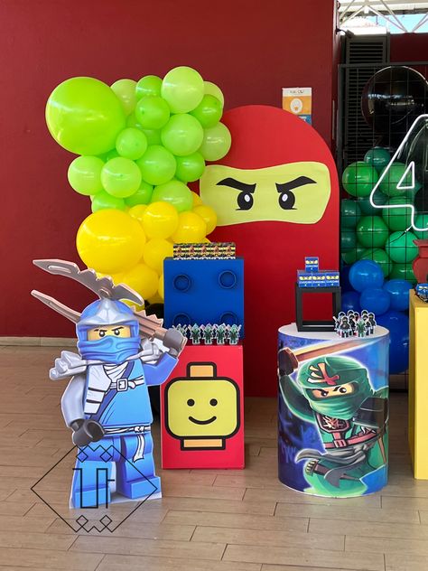 Ninjago Themed Birthday Party, Ninjago Birthday Decorations, Black Pantera, Ninja Themed Birthday Party, Ninja Lego, Lego Party Decorations, Boys 8th Birthday, Ninja Go, Lego Ninjago Party