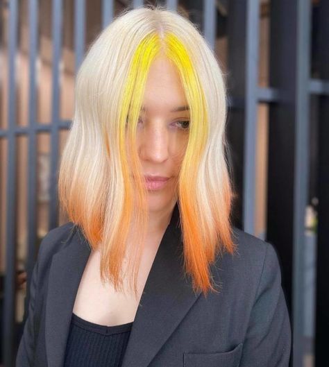 Pink Hair Yellow Money Piece, Money Piece Hair Colorful, Colourful Money Piece Hair, Unconventional Hair Color, Yellow Money Piece Hair, Rainbow Money Piece Hair, Colorful Money Piece Hair, Vivid Money Piece Hair, Money Piece Bangs