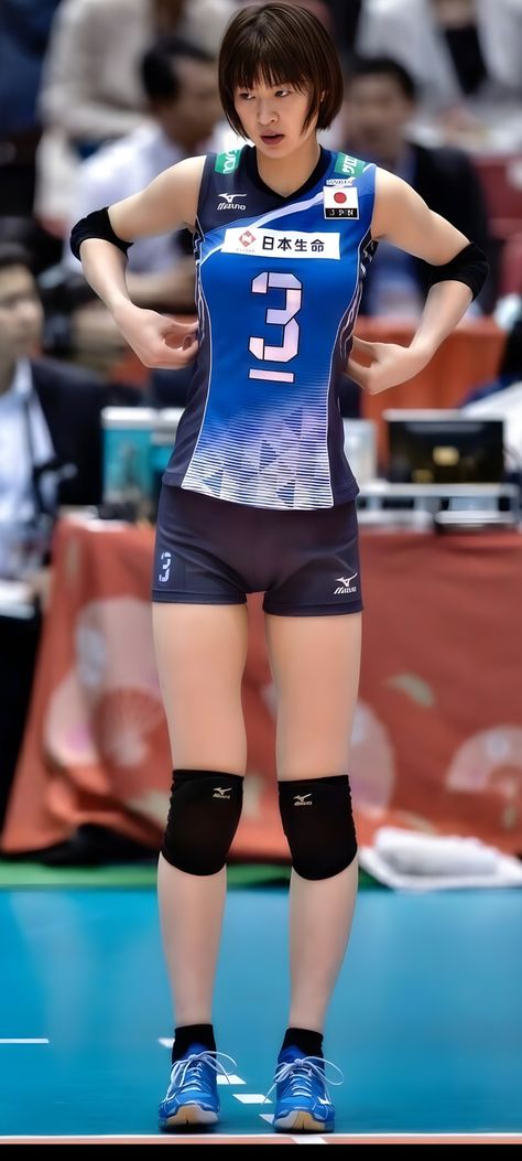 Woman Athlete, Volleyball Girl, Female Volleyball Players, Japan Woman, Korean Girl Fashion, Volleyball Players, Athletic Women, Korean Girl, Volleyball