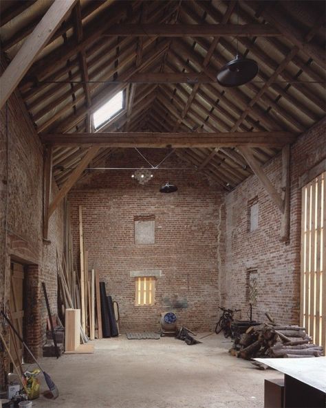 Rural Office, Converted Barn Homes, Barn House Conversion, Barn Conversion Interiors, Uk Landscape, Contemporary Barn, Aol Mail, Barn Interior, Barn Renovation