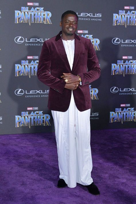 Daniel Kaluuya wore a Burberry merlot blazer with a traditional Kanzu from Uganda Kanzu Wear, Black Panther Premiere, Daniel Kaluuya, Purple Gown, Angela Bassett, The Black Panther, Purple Gowns, Atelier Versace, African Traditional Dresses