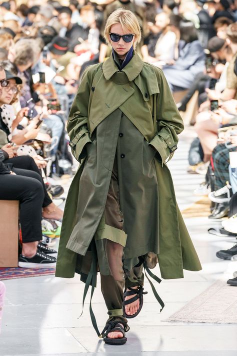 Green Colours, Resort 2020, Menswear Collection, Fashion Show Collection, Mode Vintage, Vogue Paris, Mode Inspiration, Military Fashion, Runway Fashion