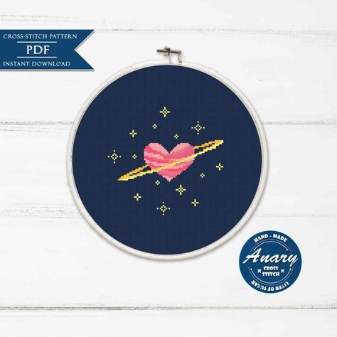 Snowflake Cross Stitch Pattern, Christmas Charts, Snowflake Cross Stitch, Stitches Design, Cute Cross, Aida Fabric, Small Cross Stitch, Space Lovers, Pattern Pictures