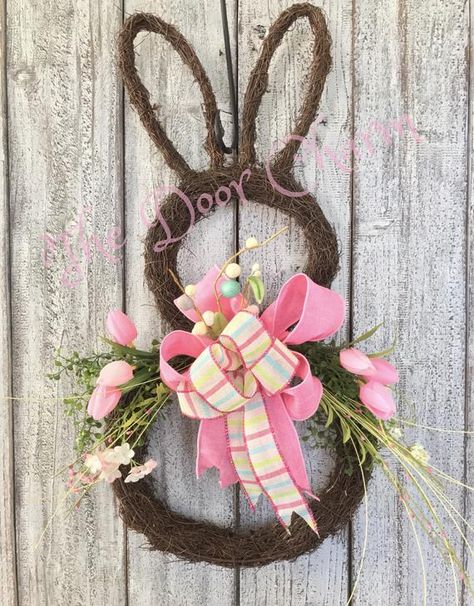 Bunny Grapevine Wreath, Bunny Wreath Diy, Diy – Velikonoce, Easter Porch Decor, Diy Osterschmuck, Easter Door Wreaths, Rabbit Wreath, Bunny Door Hanger, Easter Spring Wreath