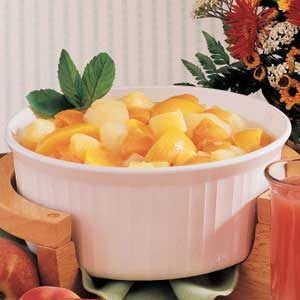 Thanksgiving In New York, Jello Fruit Salads, Thanksgiving Pics, Jello Fruit, Fruit Powders, Spiced Peaches, Compote Recipe, Fruit Recipe, Spiced Fruit