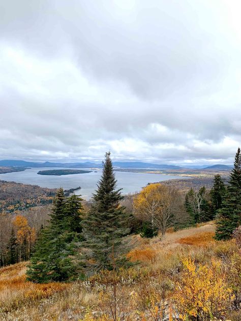 Rangeley in 48 Hours - The Maine Mag Maine Woods Aesthetic, Rangeley Maine, Maine Style, Maine Woods, Lakeside Restaurant, Summer Hike, State Of Maine, Autumn Girl, Friday Evening