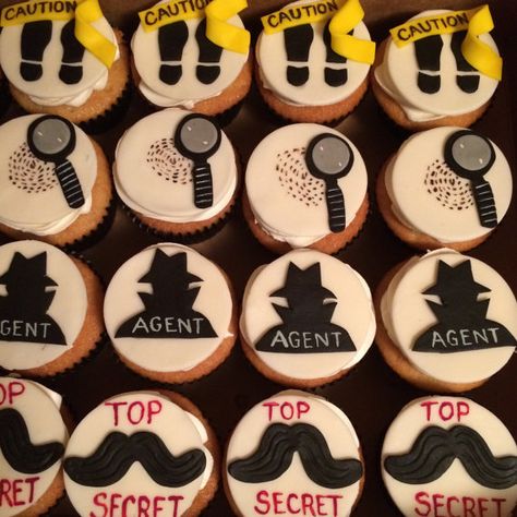 I Spy Toppers Spy Themed Birthday Party, Spy Kids Party, Spy Kit, Spy Party, Spy Kids, Mystery Party, 10th Birthday Parties, Chocolate Covered Pretzels, Fun Cupcakes