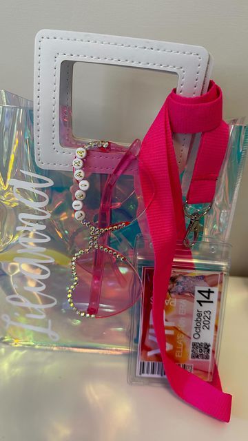 Taylor Swift Gift Bags, Taylor Swift Favors, Taylor Swift Goodie Bag Ideas, Taylor Swift Party Favors, Birthday Party Goodie Bags, Slumber Party Birthday, Taylor Swift Birthday Party Ideas, Kids Favors, Taylor Swift Party