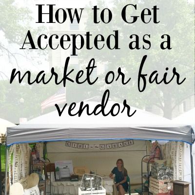 How To Become A Craft Vendor, Flea Market Set Up Ideas, Flea Market Set Up, Garage Inspiration, Craft Fair Vendor, Market Vendor, Antique Booth Displays, Small Business Help, Vendor Displays